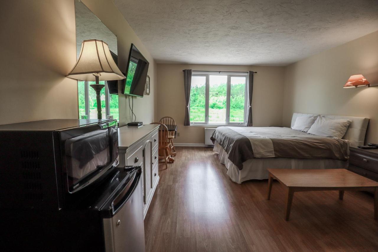 Atlantic Motel Berrys Mills Ngoại thất bức ảnh